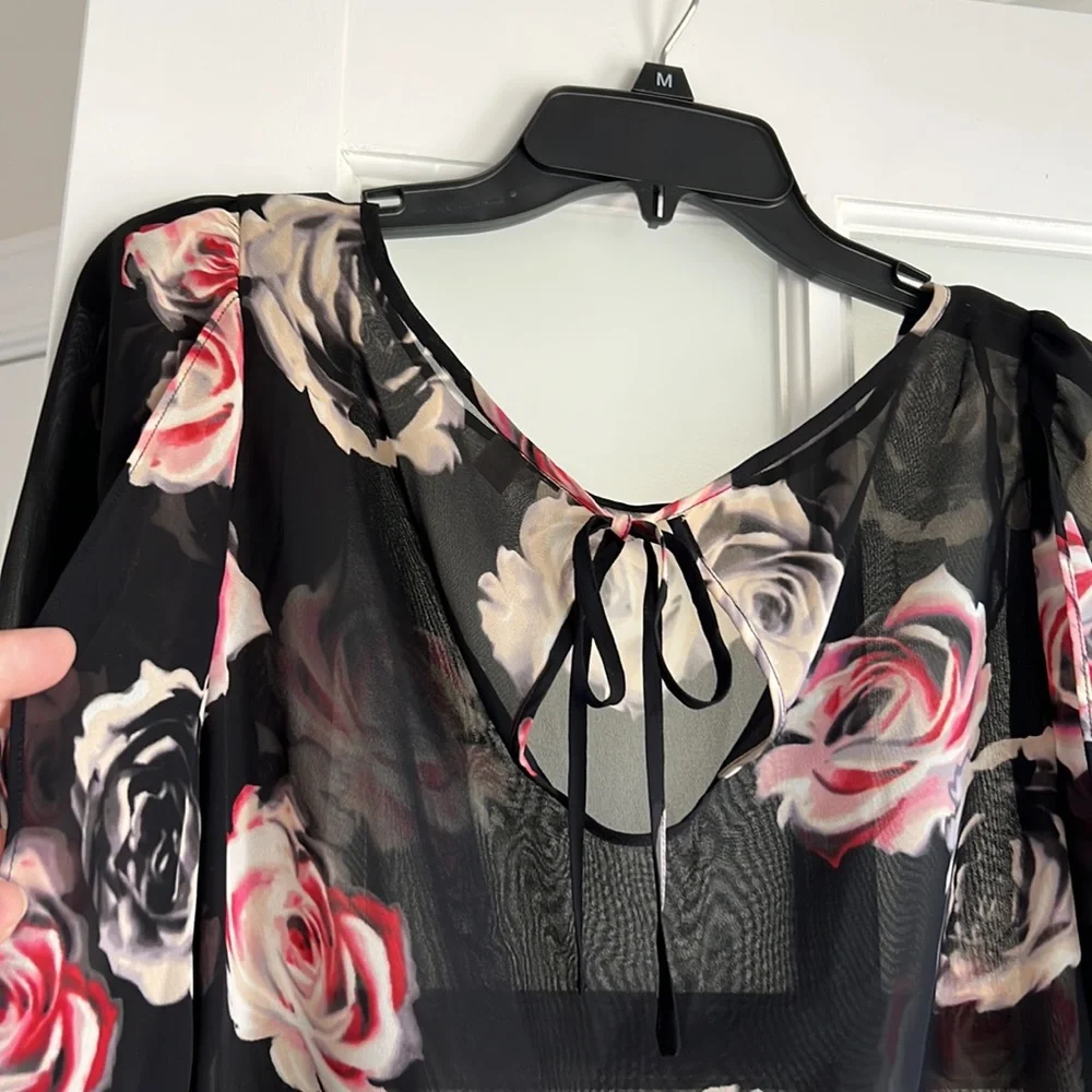 Blouse - Picture 6 of 6